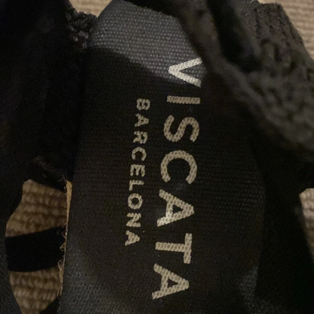 Viscata Barcelona espadrilles sz 40 black with black ankle straps